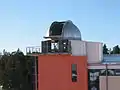 Le téléscope Westerlund sur le toit du laboratoire Ångström, en 2017