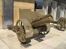 photographie couleurs : un petit canon kaki