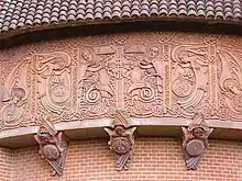 Détail des sculptures de la Watts Chapel.