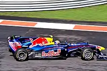 Photo de la Red Bull RB6 de Webber