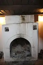 L'intérieur de la maison.