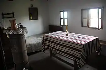 L'intérieur de la maison.