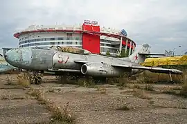 un Yak-25,