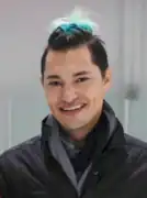 Zach Villa dans le rôle de Richard Ramirez