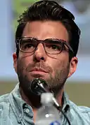 Zachary Quinto interprète Chad Warwick.