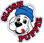 Dessin de la tête d'un chiot blanc avec un bonnet bleu se léchant les babines, entouré de « Slush Puppie » en lettres rouges.