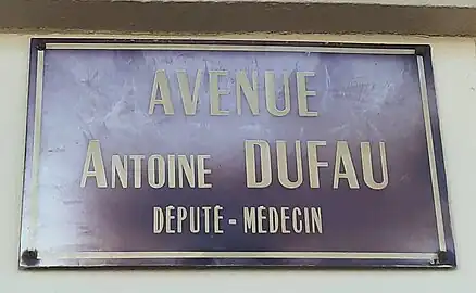 Panneau de l'avenue Antoine Dufau
