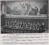 En 1929, elle siège avec tous les professeurs toulousains dans le grand amphithéâtre de la faculté (4e au 1er rang).