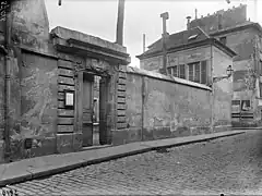 Portail sur la rue Daubenton.