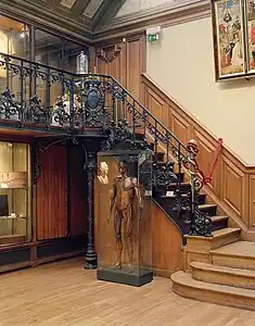 En vitrine : le mannequin de Felice Fontana (XVIIIe&nbsp;siècle).